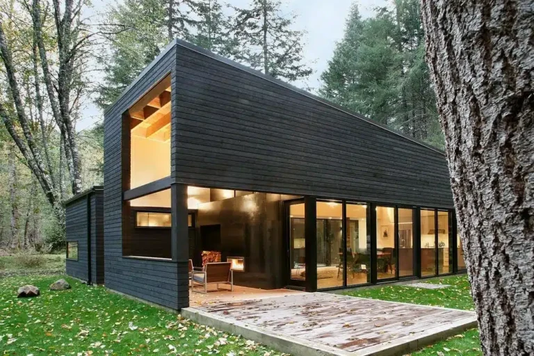 Luxury Cedar Siding America: The Definitive Guide to Premium