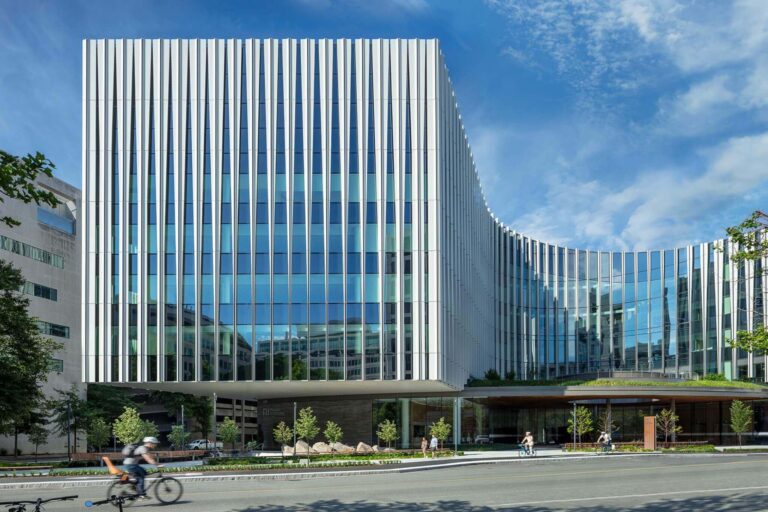 Top Contemporary Facades in America: A Technical Guide to Building Skins